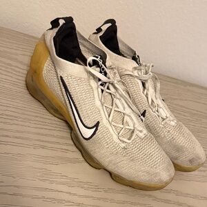 Nike Men's Cream and Tan Athletic Shoes